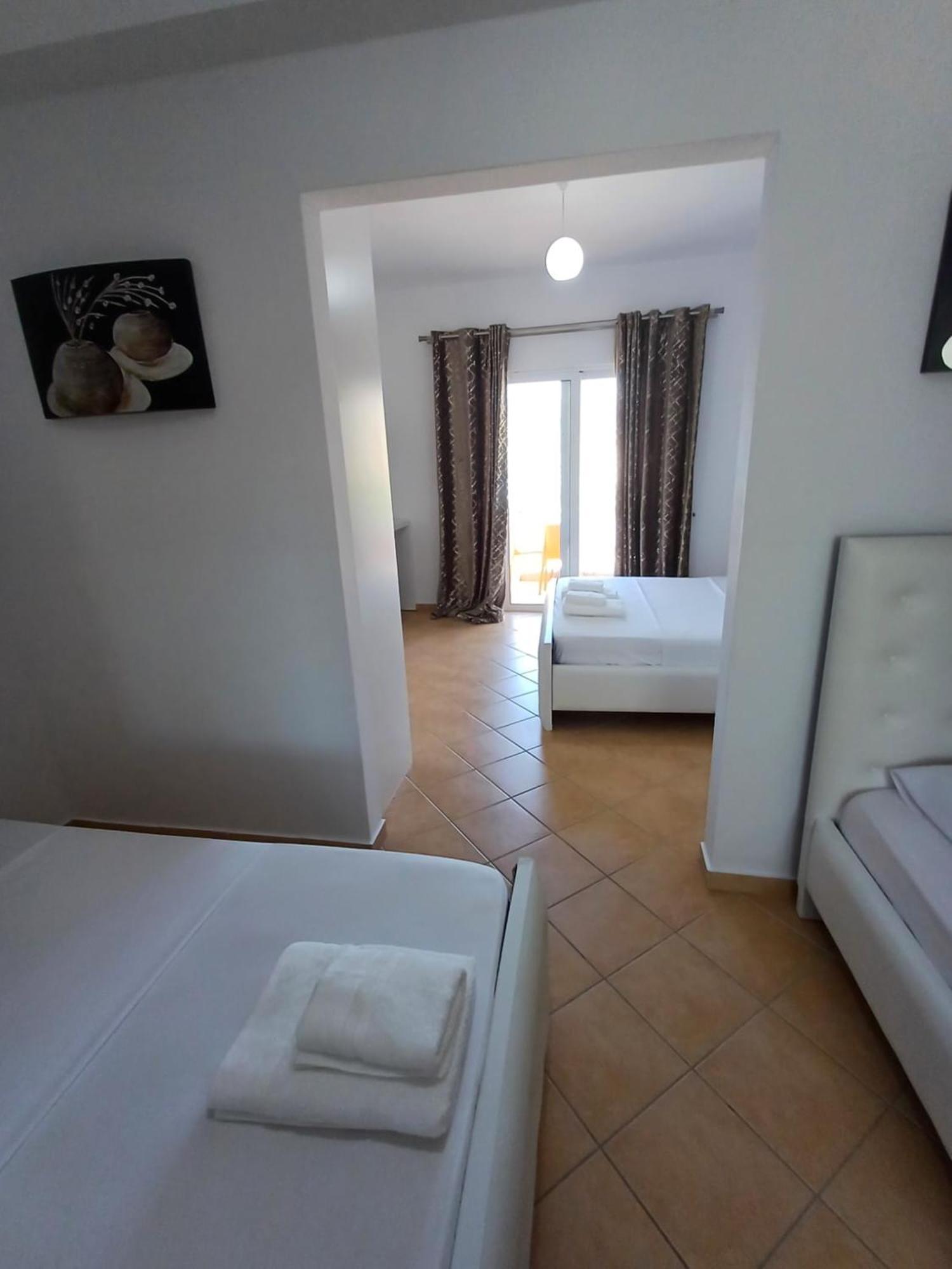 Hotel Sherifi Sarande Exterior photo
