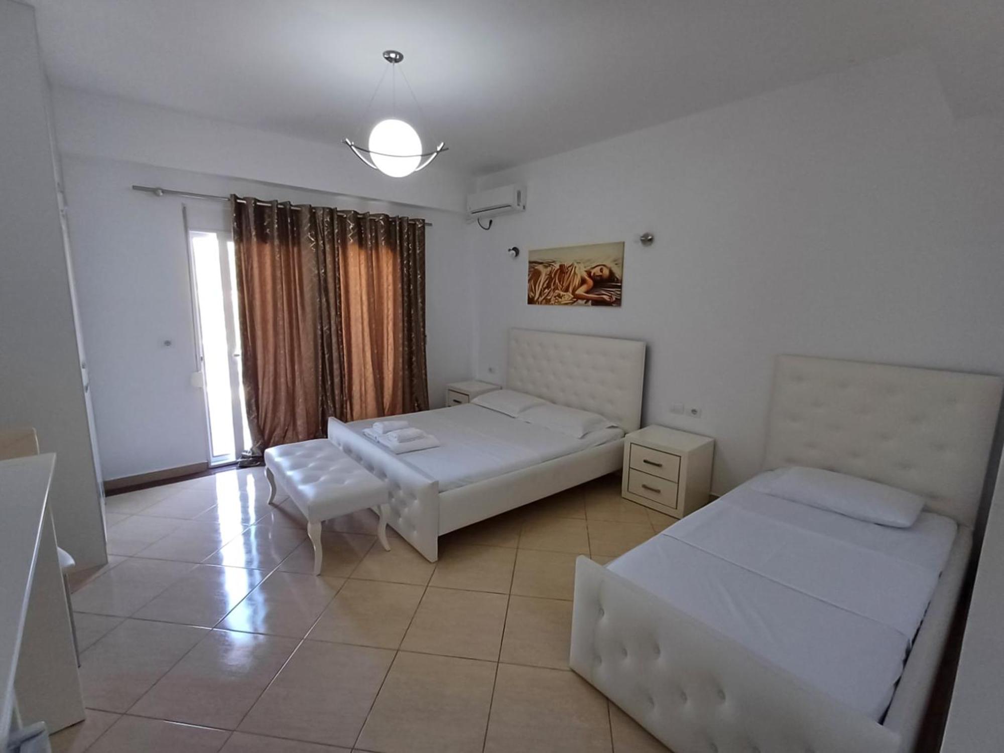 Hotel Sherifi Sarande Exterior photo