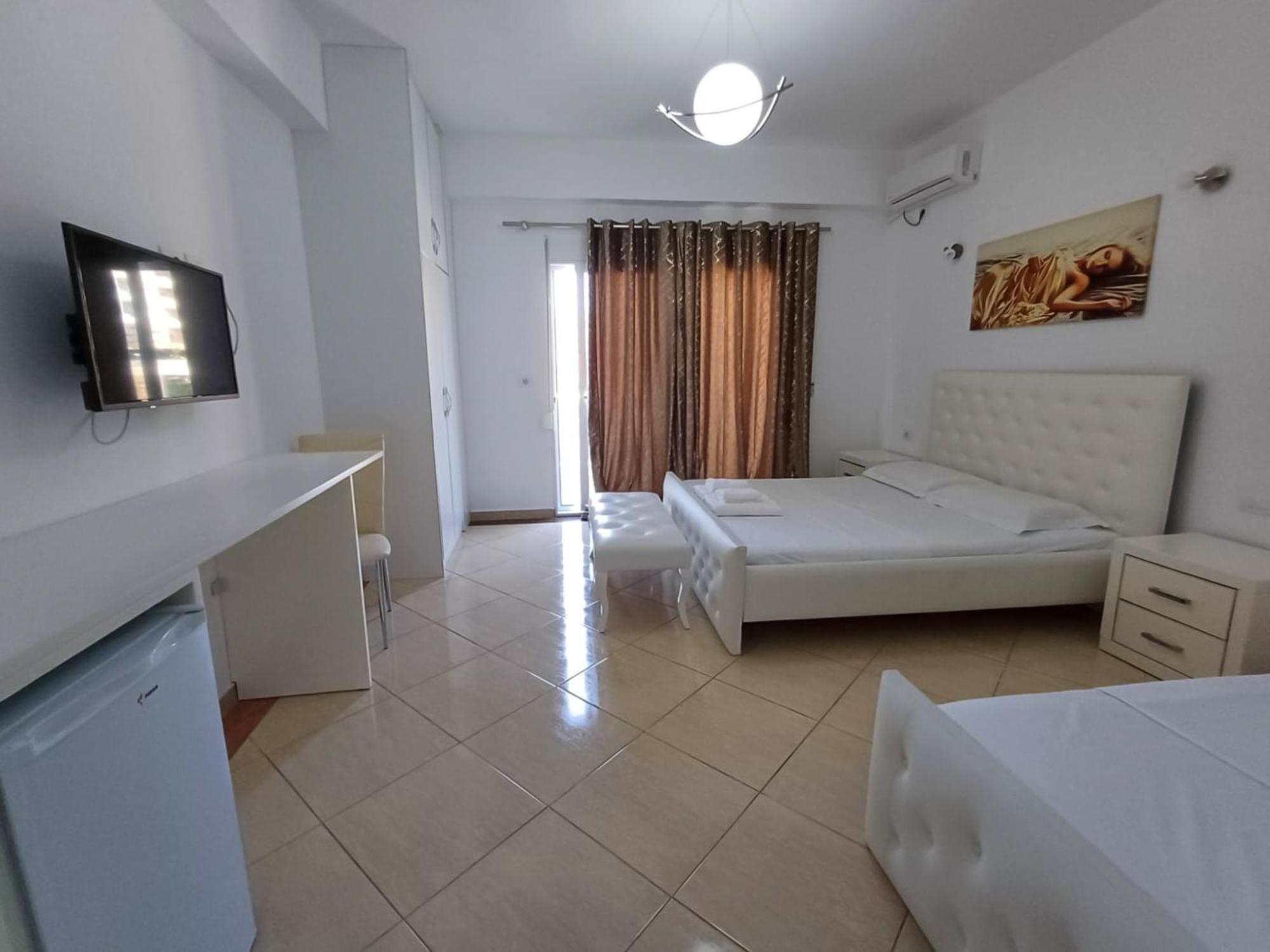 Hotel Sherifi Sarande Exterior photo
