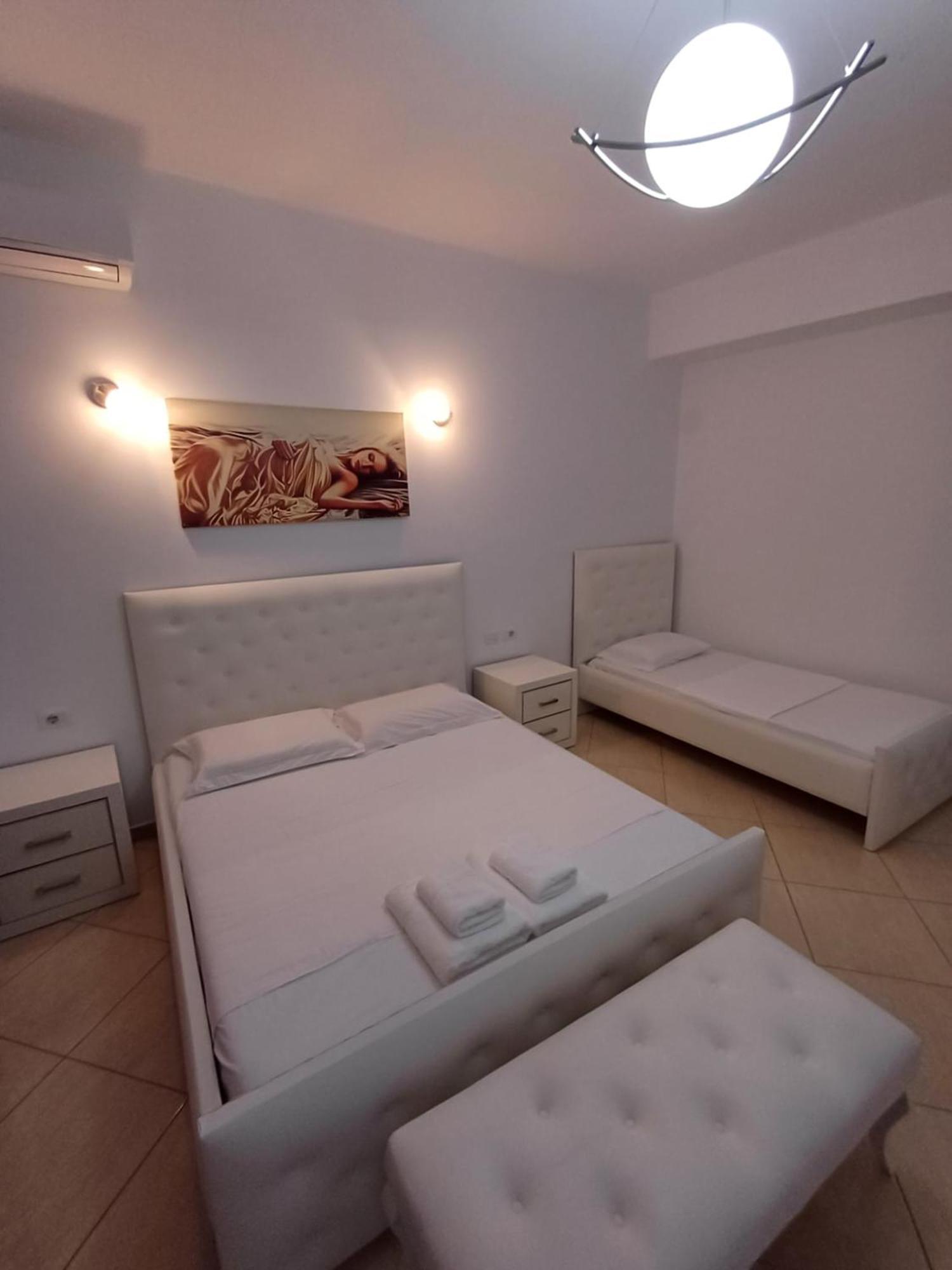 Hotel Sherifi Sarande Exterior photo